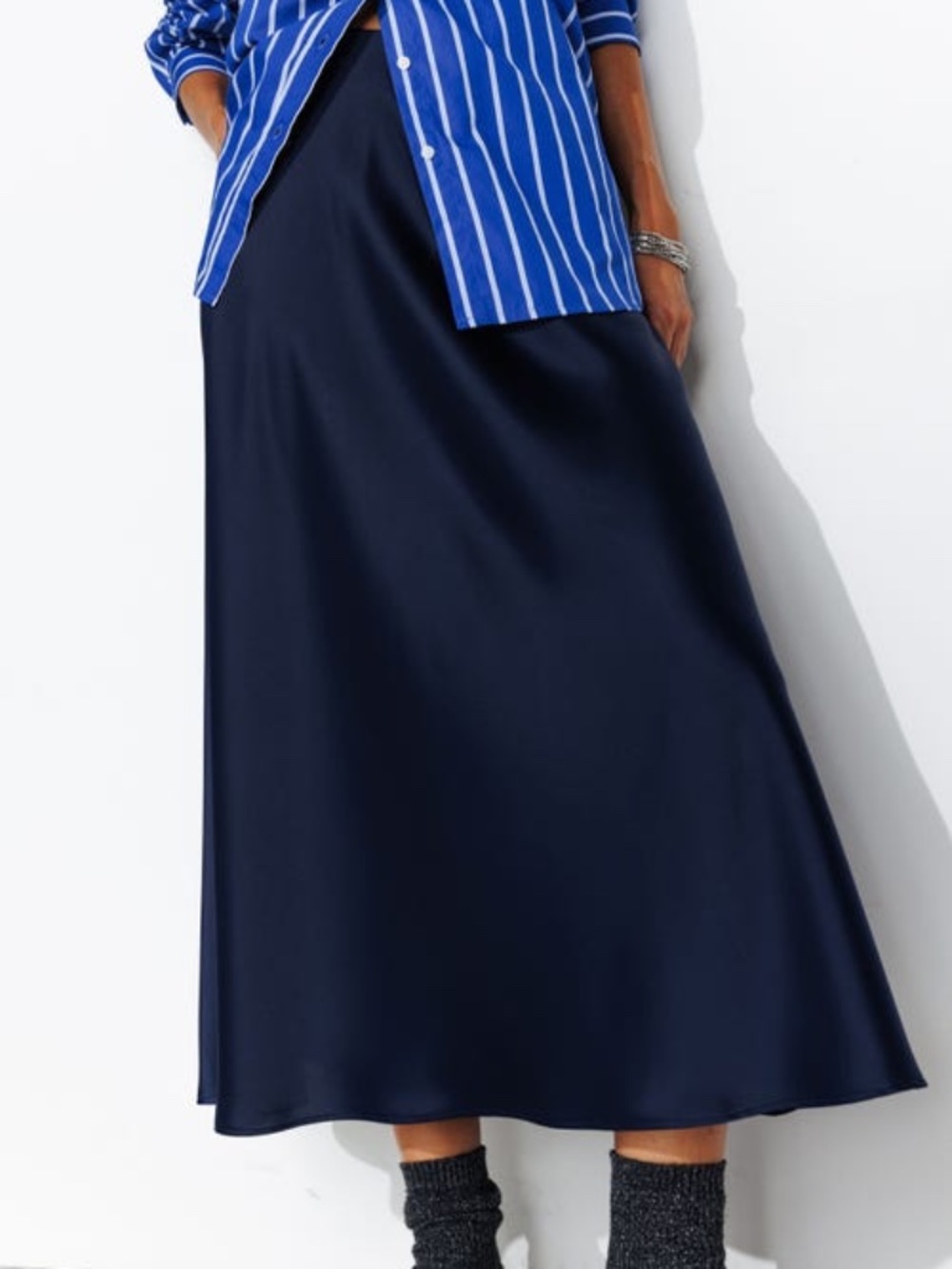 Carbon38 L Satin Midi Skirt